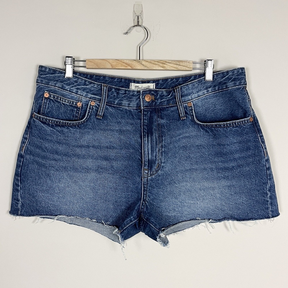 Madewell Relaxed Denim Short Shorts Cut Off Mid Rise 32‎ Measures 40 Waist **